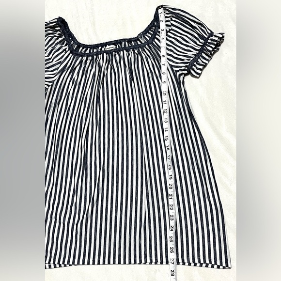 Max Studio Women’s Short Sleeve Striped Blue and White Blouse Shirt Size Large - Picture 6 of 12